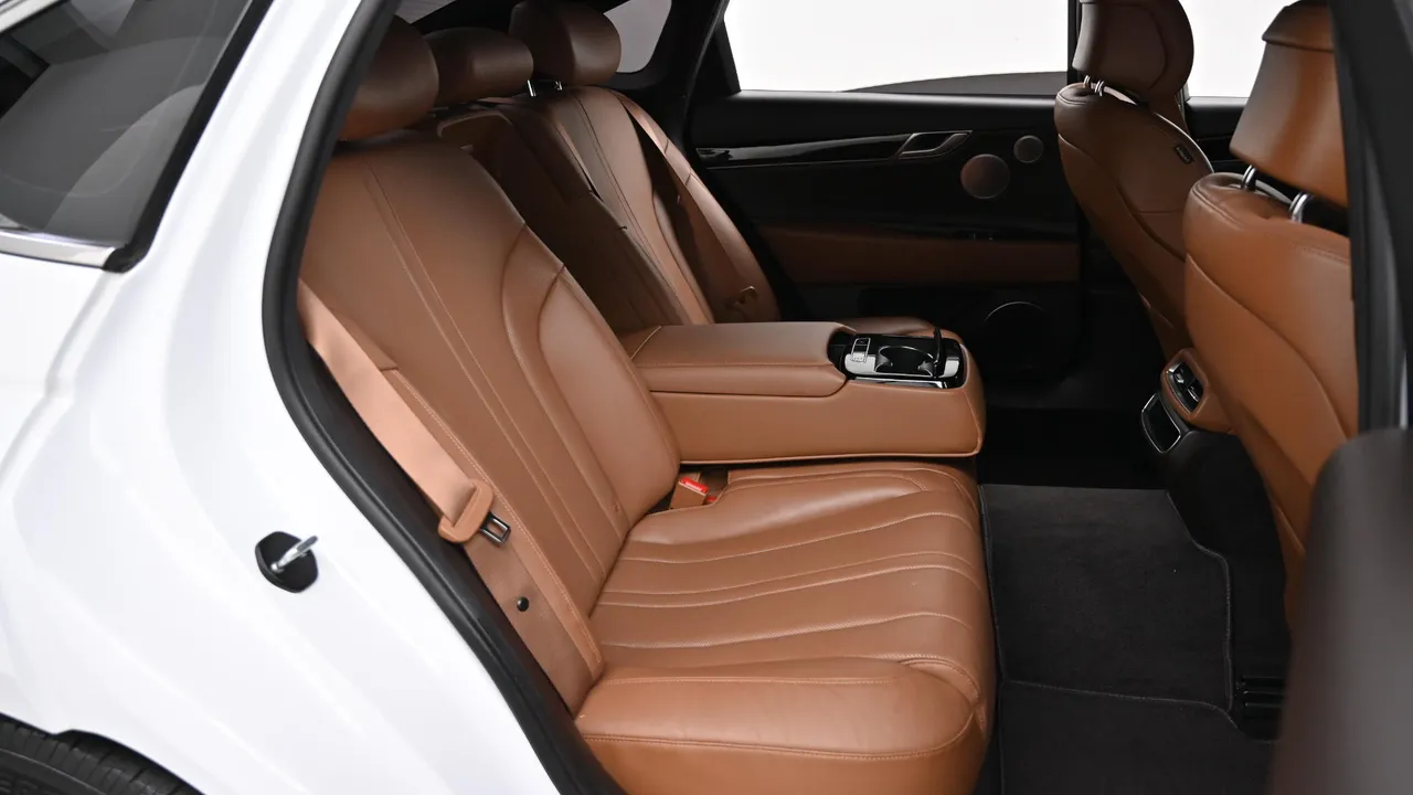 Genesis G80 — miniaturë 12