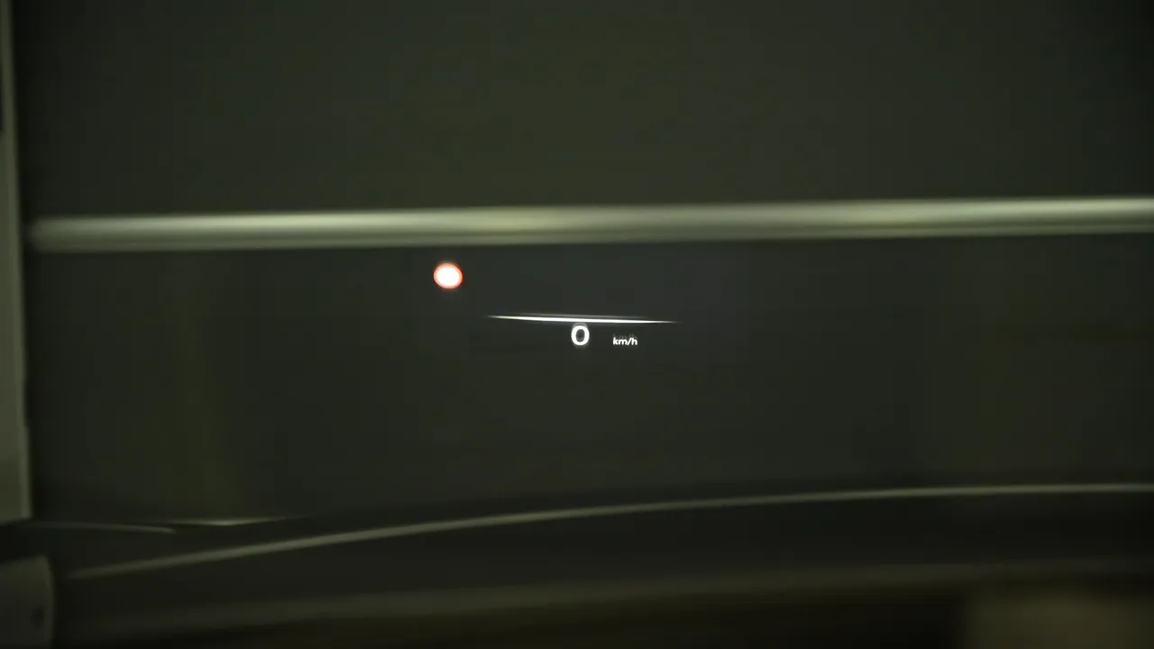 Genesis G90 — miniaturë 35