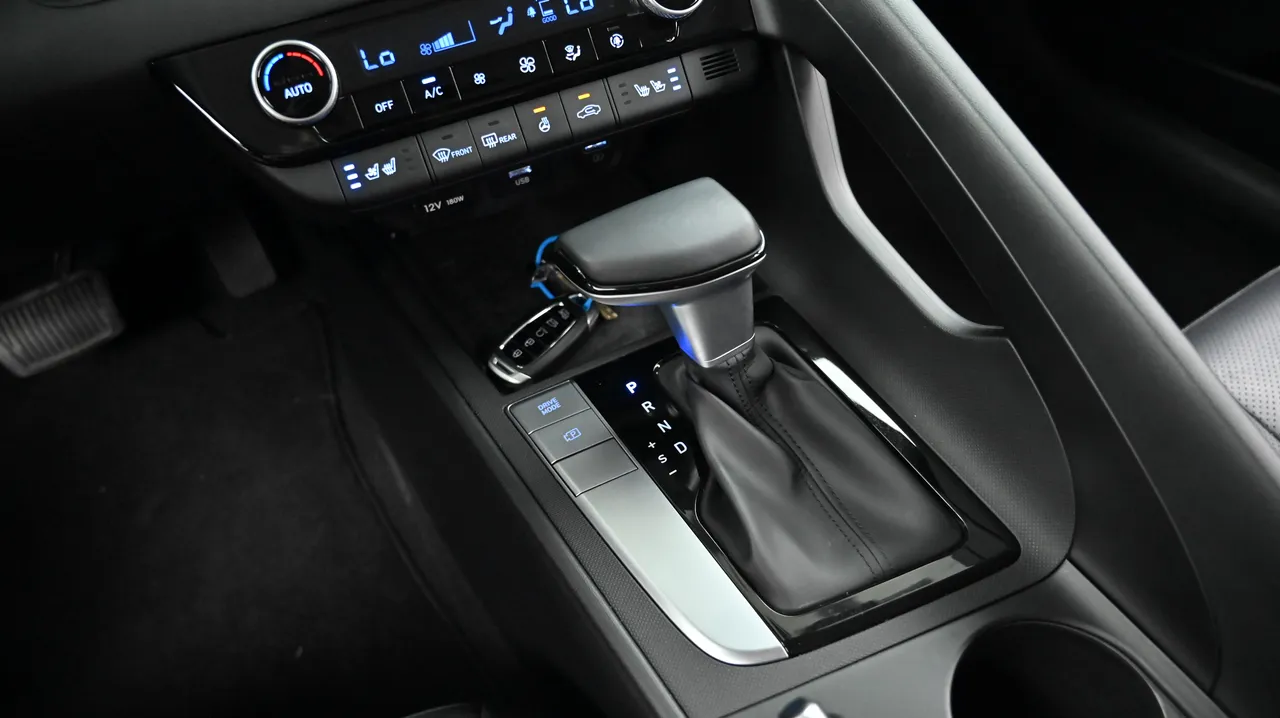Hyundai Avante — miniaturë 9