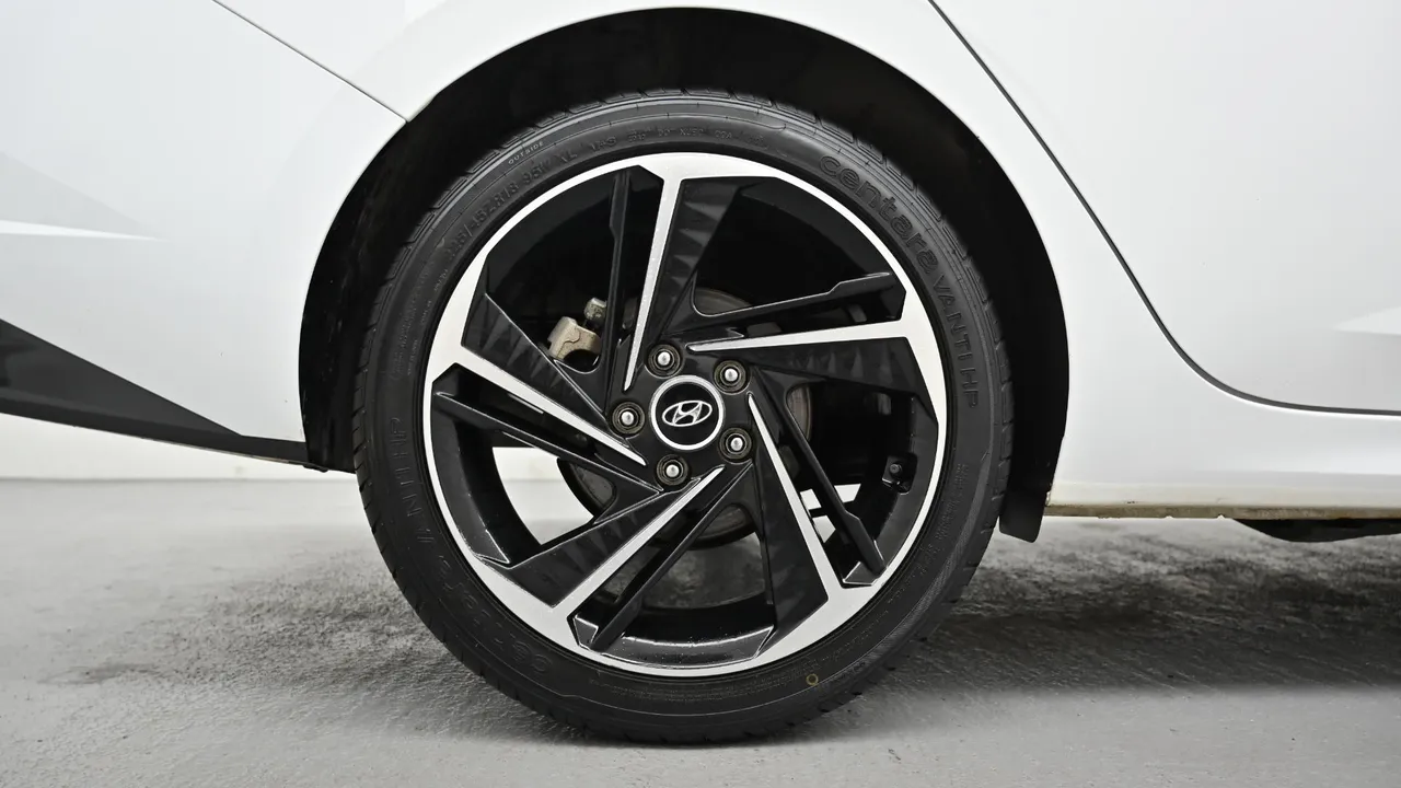 Hyundai Avante — miniaturë 5