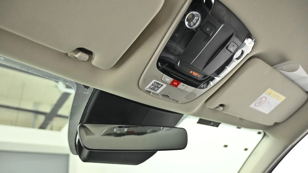 Kia K5 — miniaturë 27