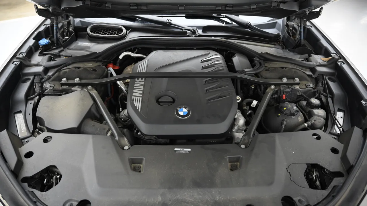 BMW 7er — miniaturë 6