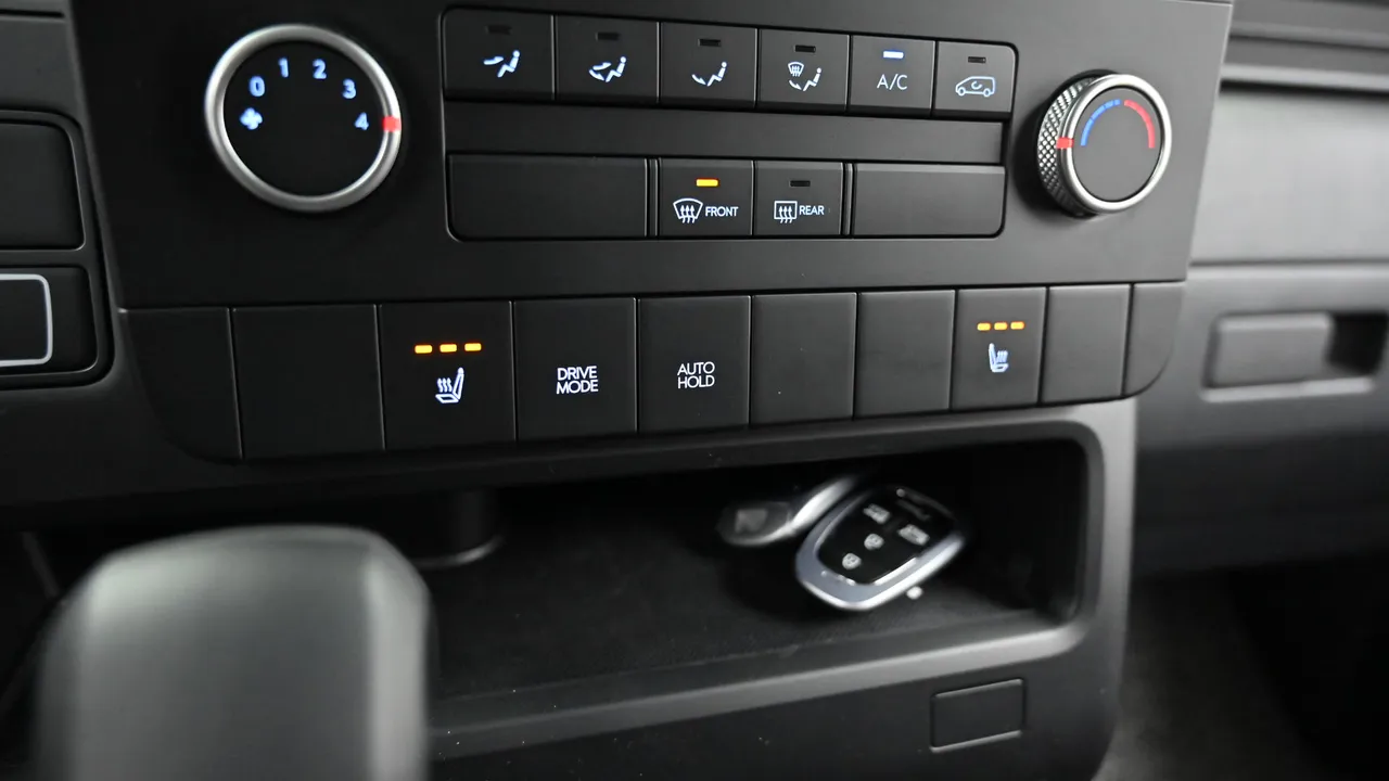 Hyundai Staria — miniaturë 35
