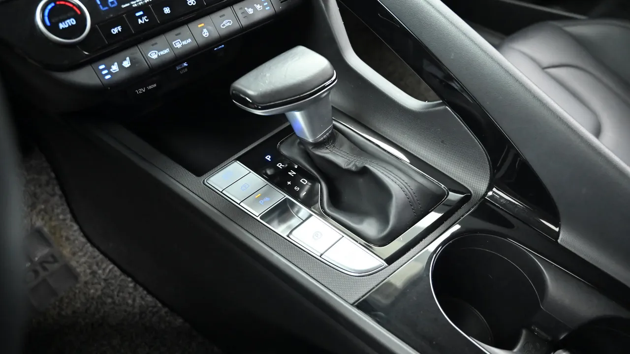 Hyundai Avante — miniaturë 9