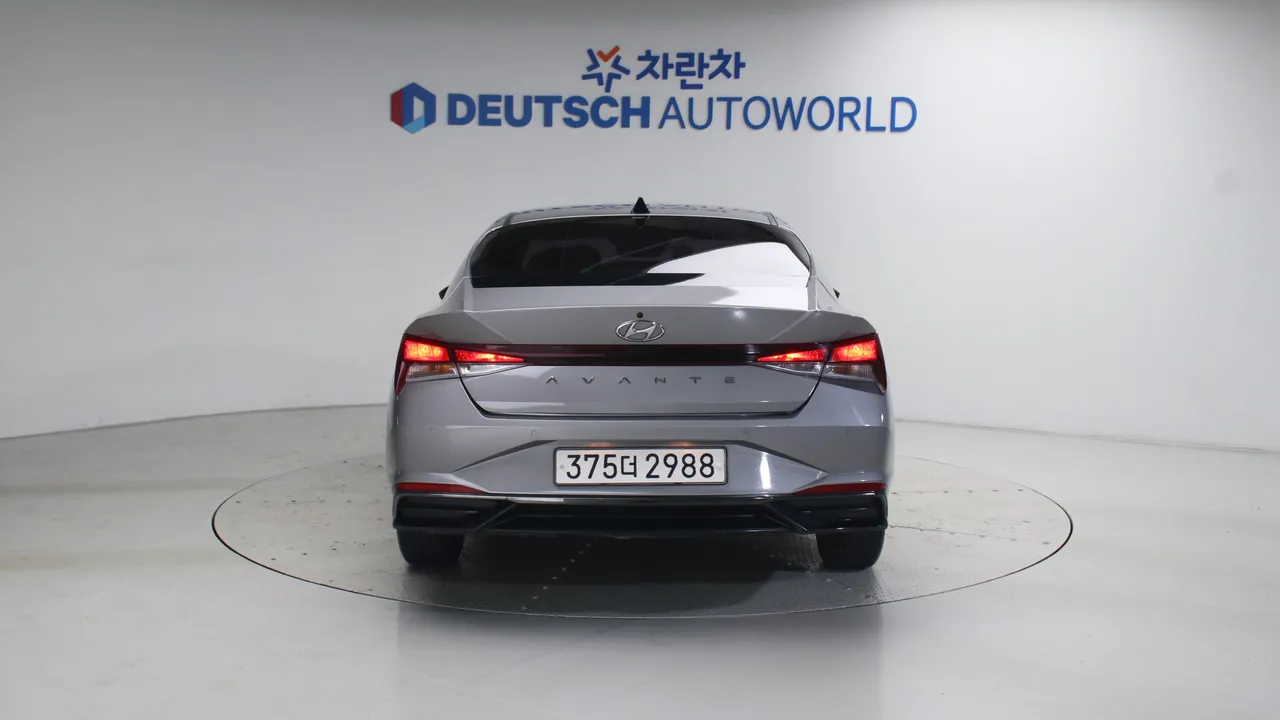 Hyundai Avante — miniaturë 4