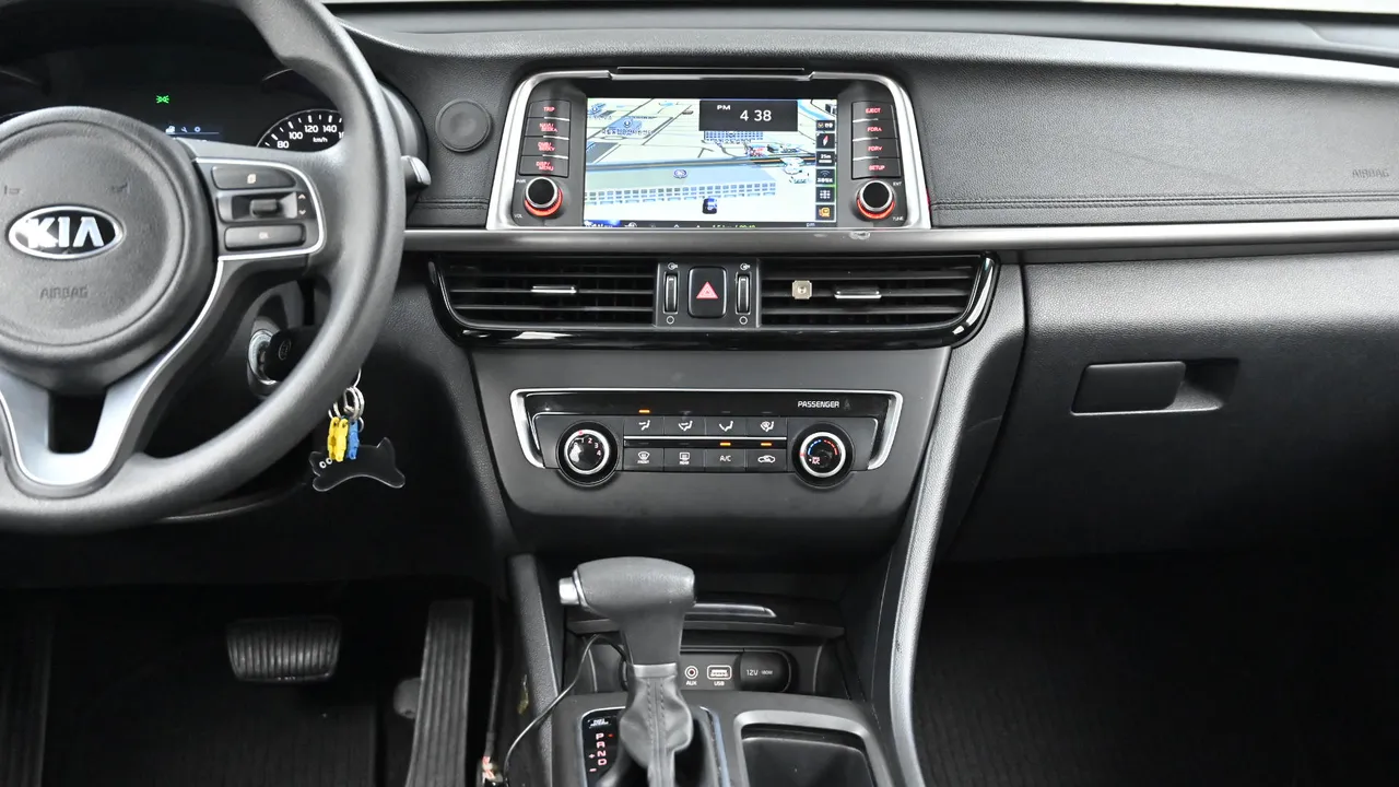 Kia K5 — miniaturë 14