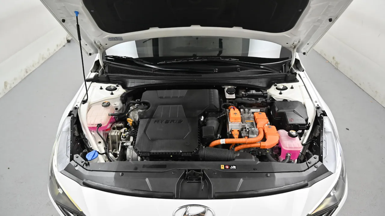Hyundai Avante — miniaturë 6