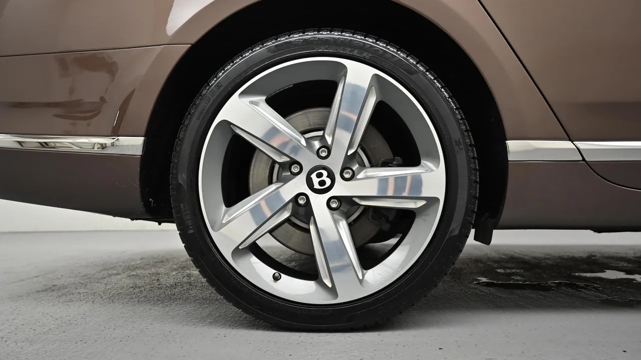 Bentley Mulsanne — miniaturë 5