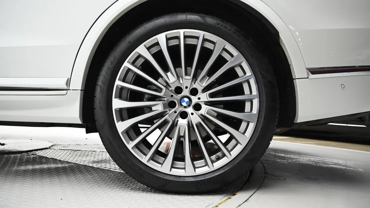 BMW X7 — miniaturë 27