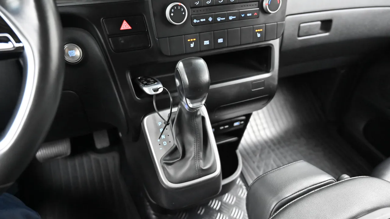 Hyundai Staria — miniaturë 9