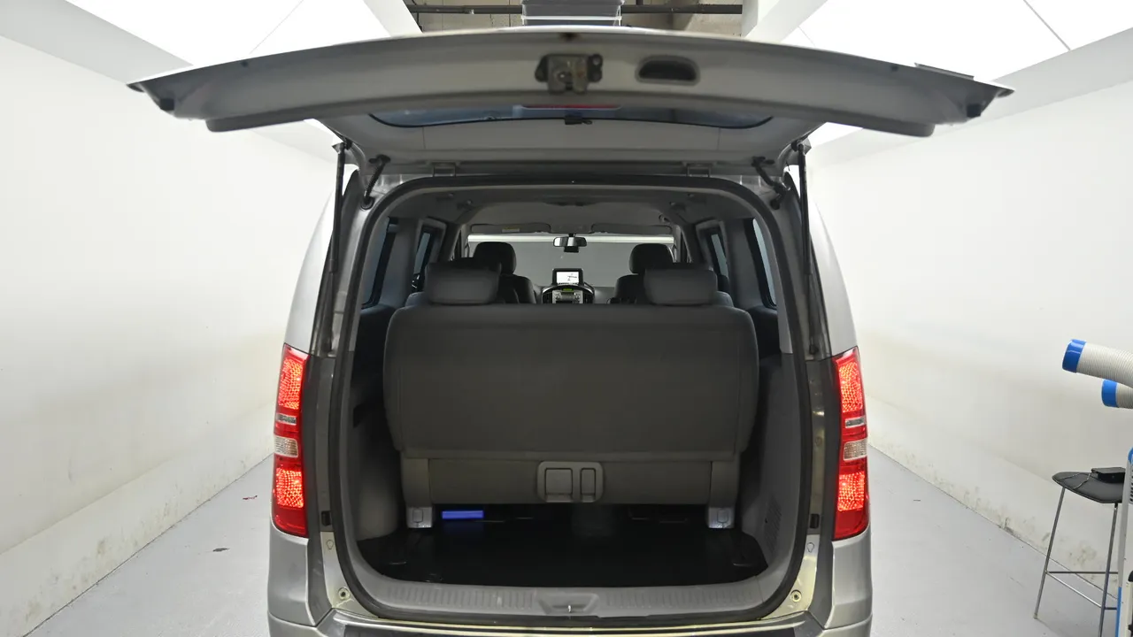 Hyundai Starex — miniaturë 19