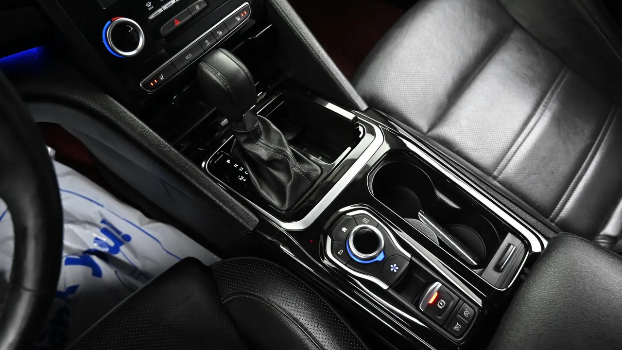 Renault Samsung SM6 — miniaturë 9