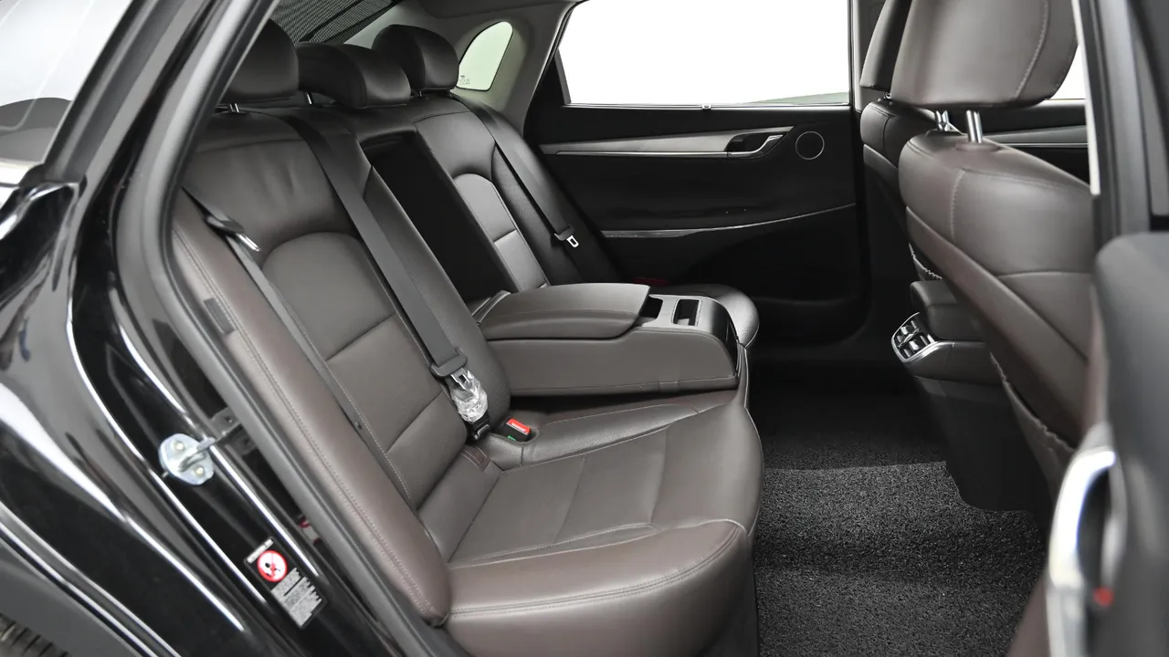 Hyundai Grandeur — miniaturë 12