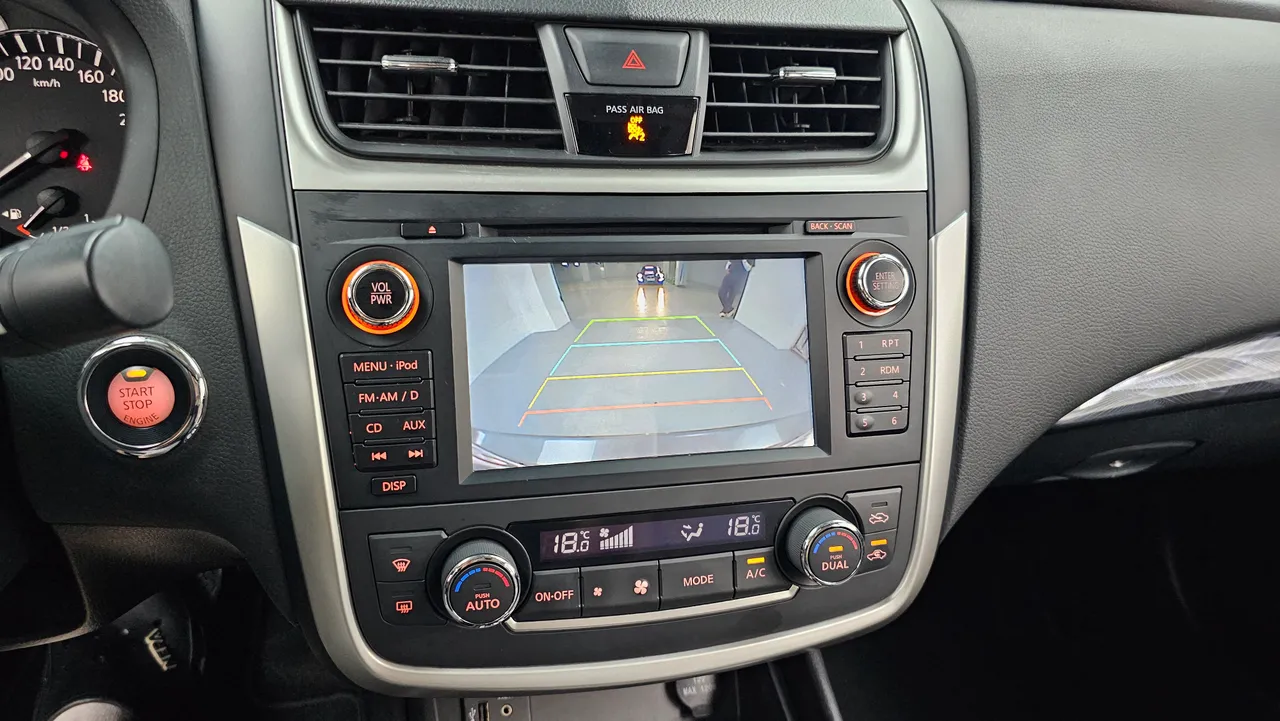 Nissan Altima — miniaturë 15