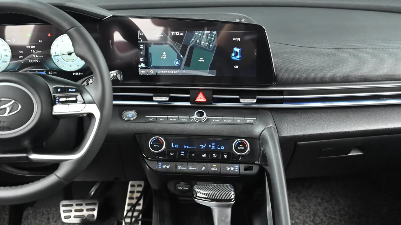 Hyundai Avante — miniaturë 14