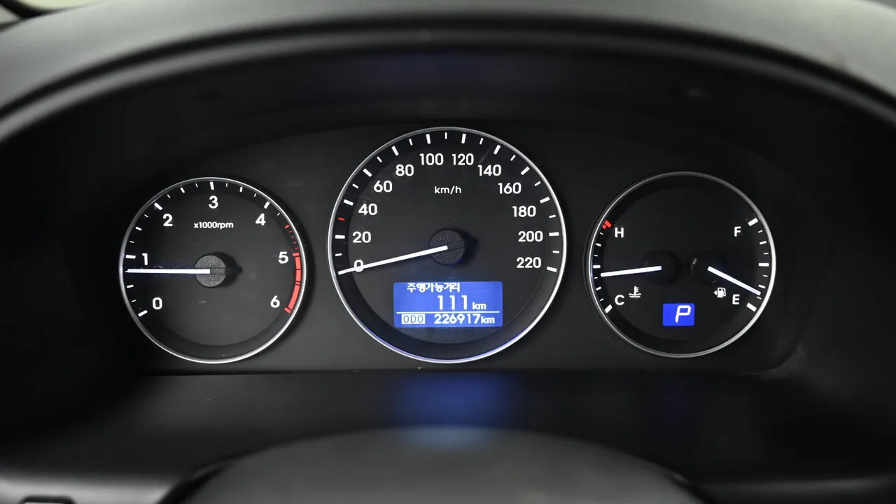 Hyundai Starex — miniaturë 8