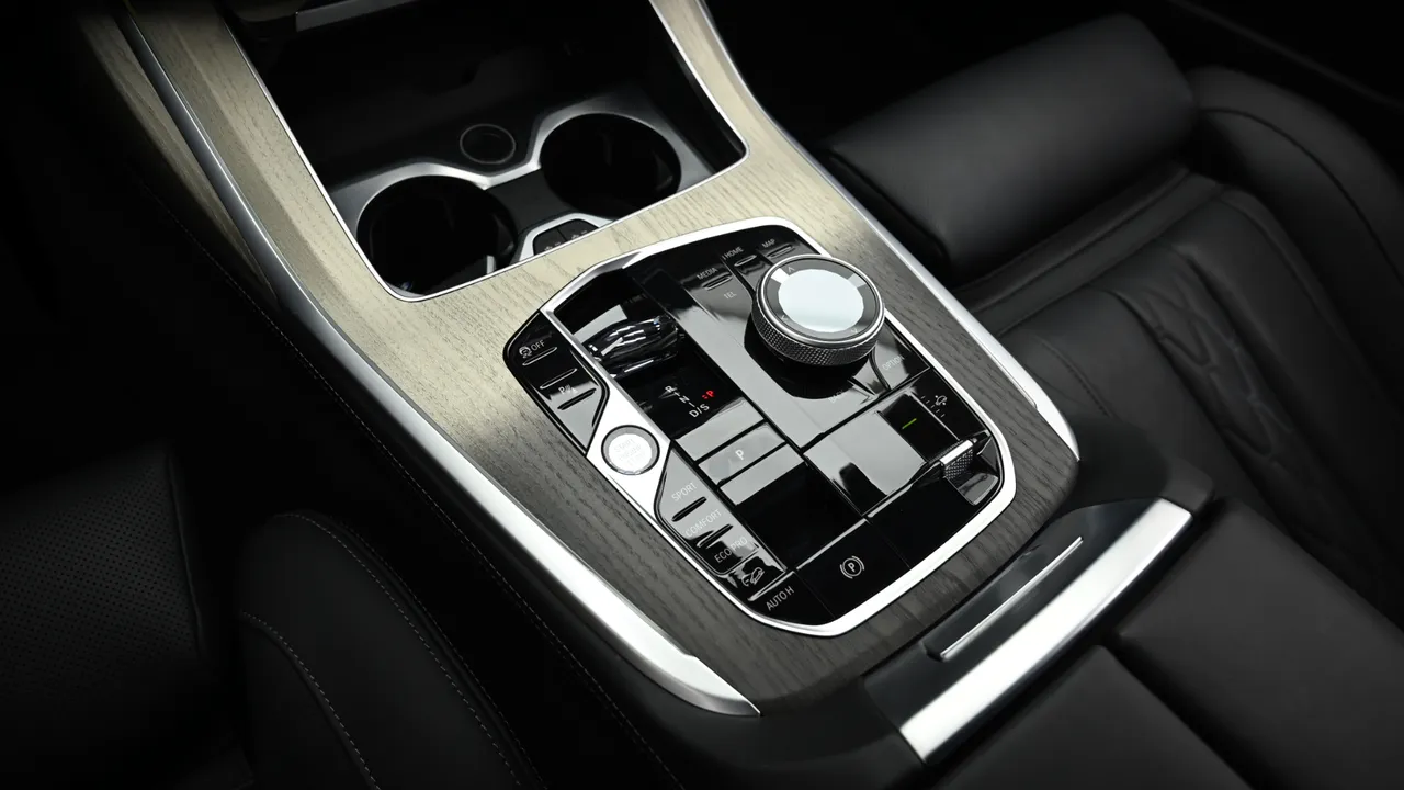 BMW X7 — miniaturë 25
