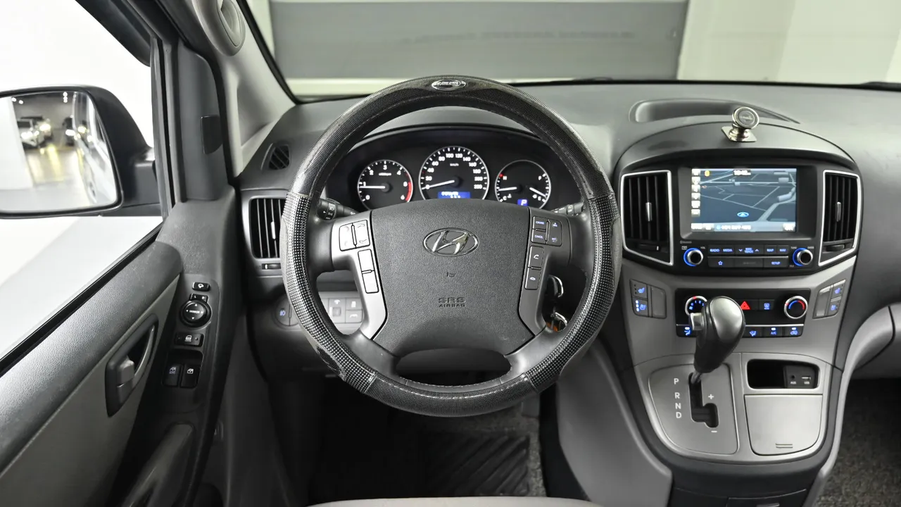 Hyundai Starex — miniaturë 13