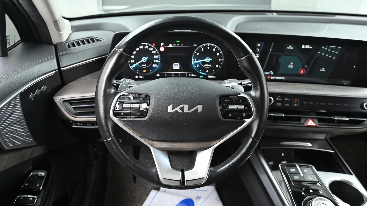 Kia K8 — miniaturë 13