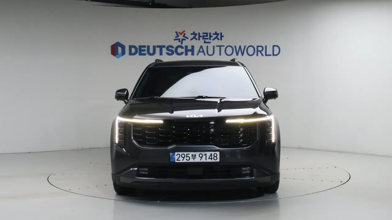 Kia Carnival — miniaturë 3