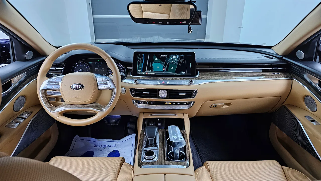 Kia K9 — miniaturë 7