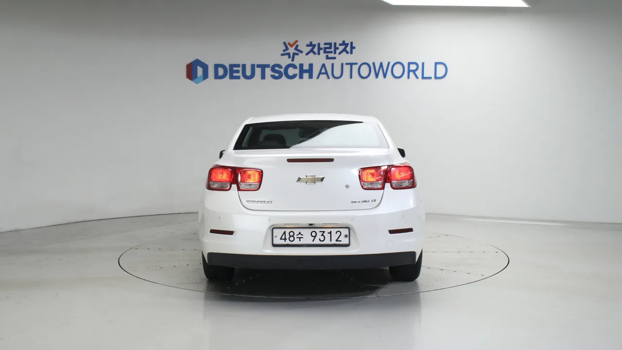 Chevrolet Malibu — miniaturë 4