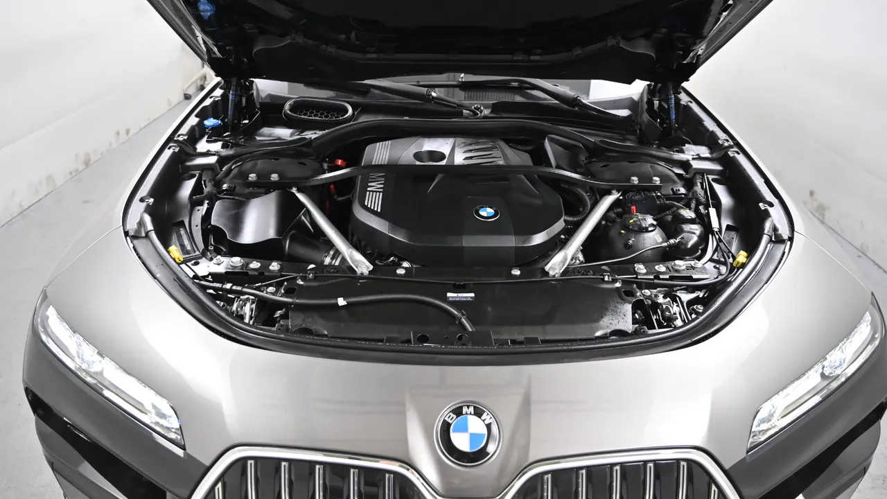 BMW 7er — miniaturë 6