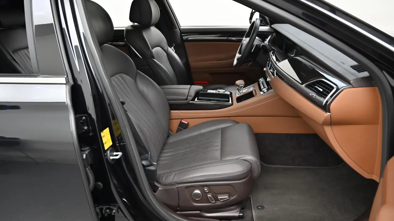 Genesis G90 — miniaturë 10
