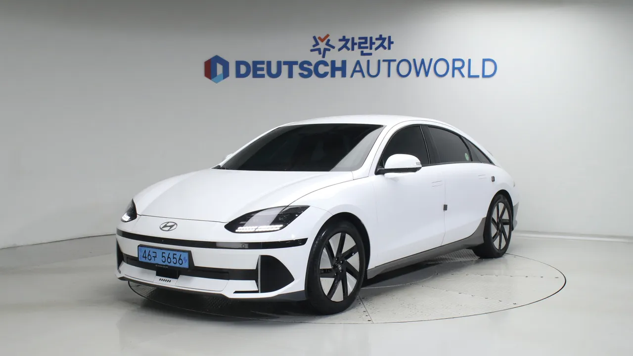 Hyundai IONIQ 6 77.4kWh 롱레인지 프레스티지 — foto 1