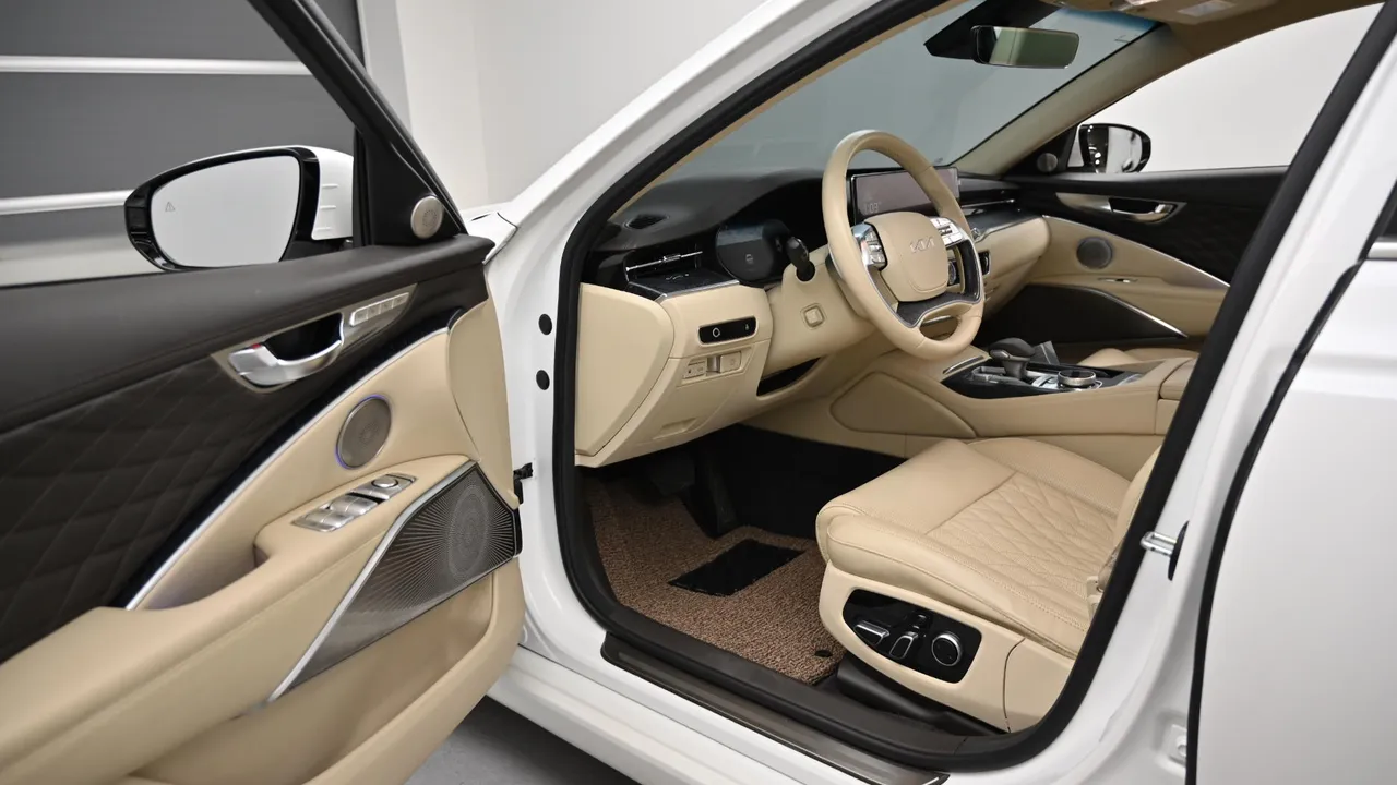 Kia K9 — miniaturë 11