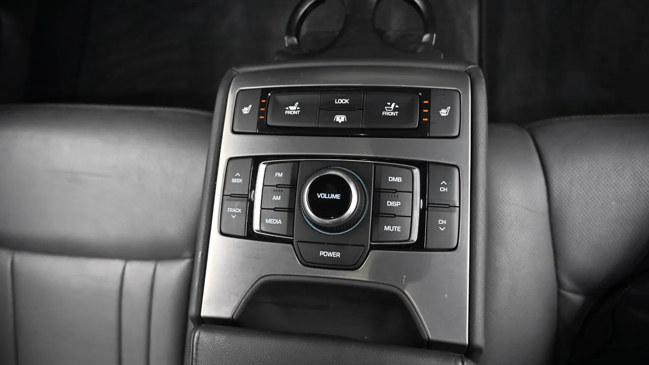Hyundai Genesis — miniaturë 16