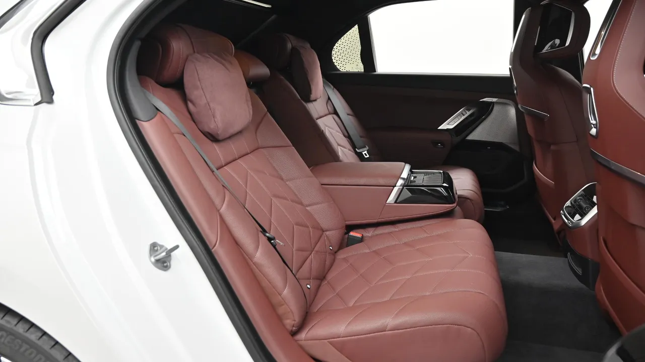 BMW 7er — miniaturë 21