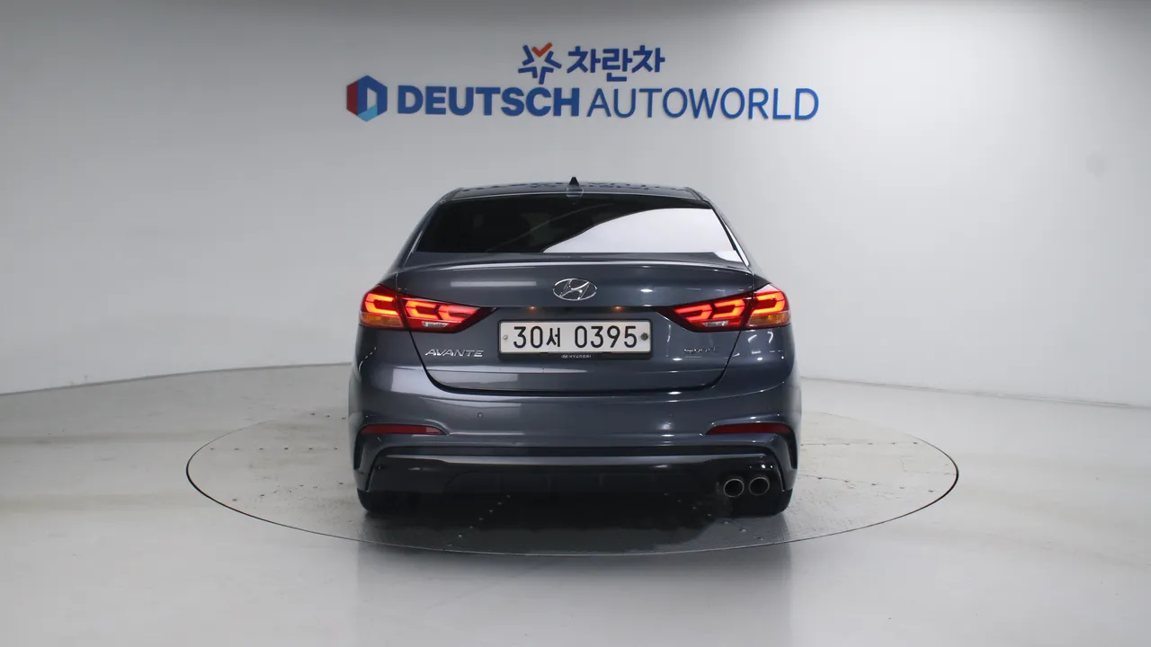 Hyundai Avante — miniaturë 4