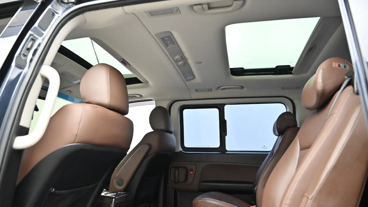 Hyundai Starex — miniaturë 18