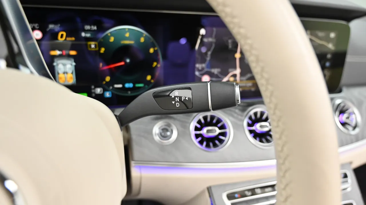 Mercedes-Benz E-klasse — miniaturë 9