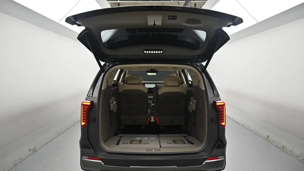 Kia Carnival — miniaturë 19