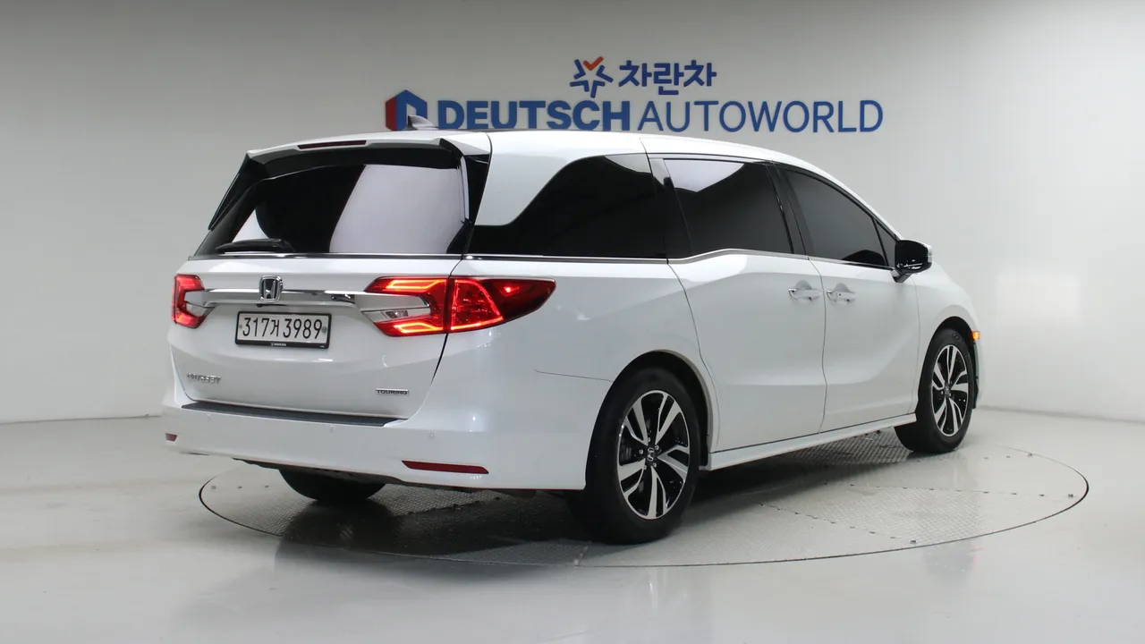 Honda Odyssey — miniaturë 2