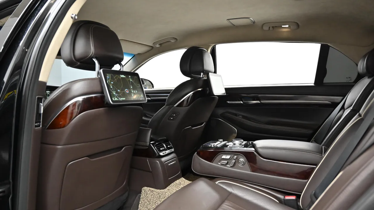 Genesis G90 — miniaturë 18