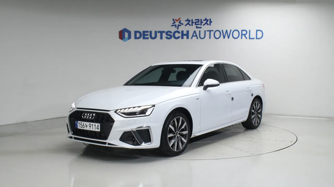 Audi A4 40 TFSI 프리미엄 — foto 1