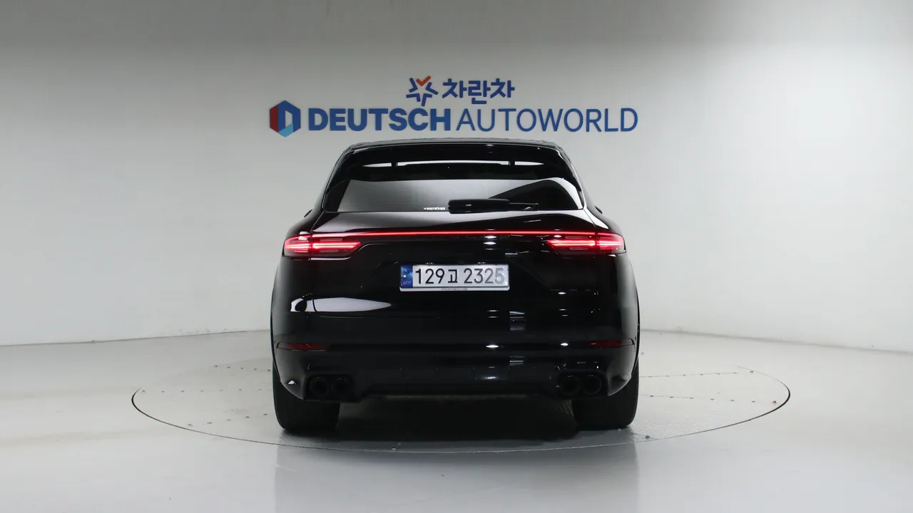 Porsche Cayenne — miniaturë 22