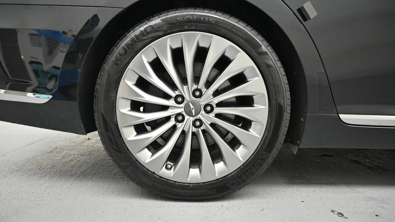 Genesis G90 — miniaturë 5