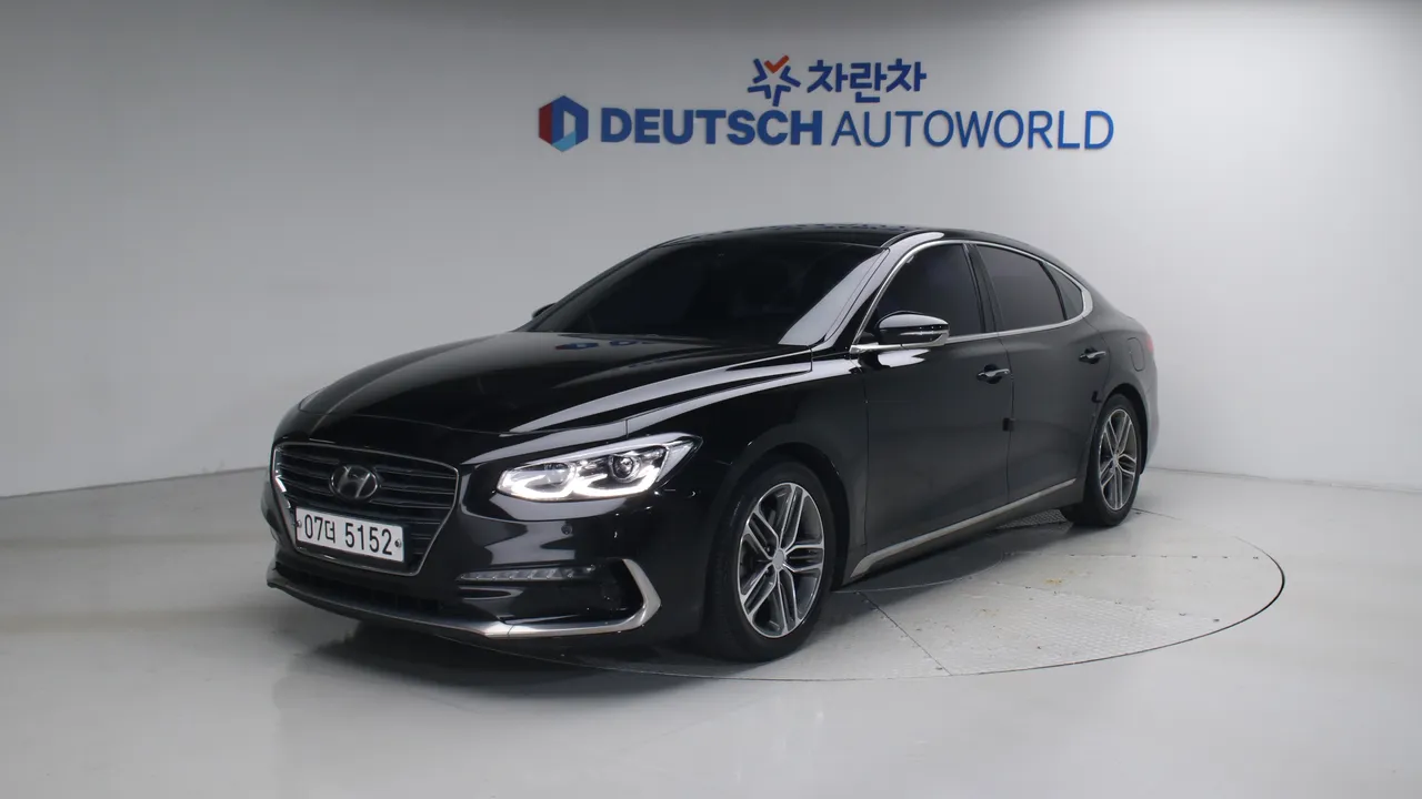 Hyundai Grandeur 2.4 프리미엄 세부등급 없음 — foto 1