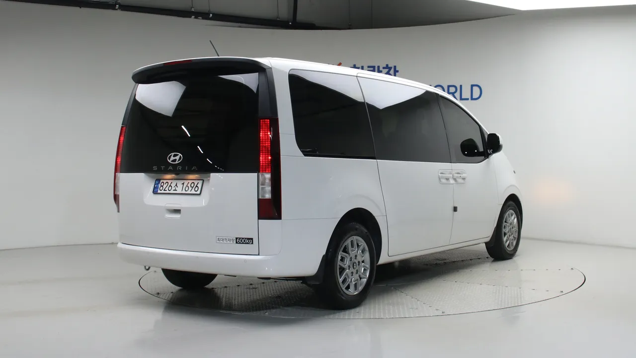 Hyundai Staria — miniaturë 2