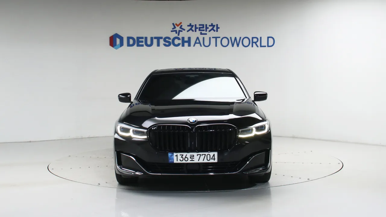 BMW 7er — miniaturë 3