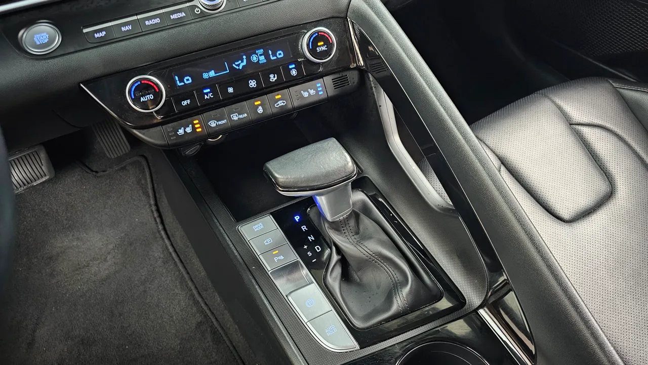 Hyundai Avante — miniaturë 9