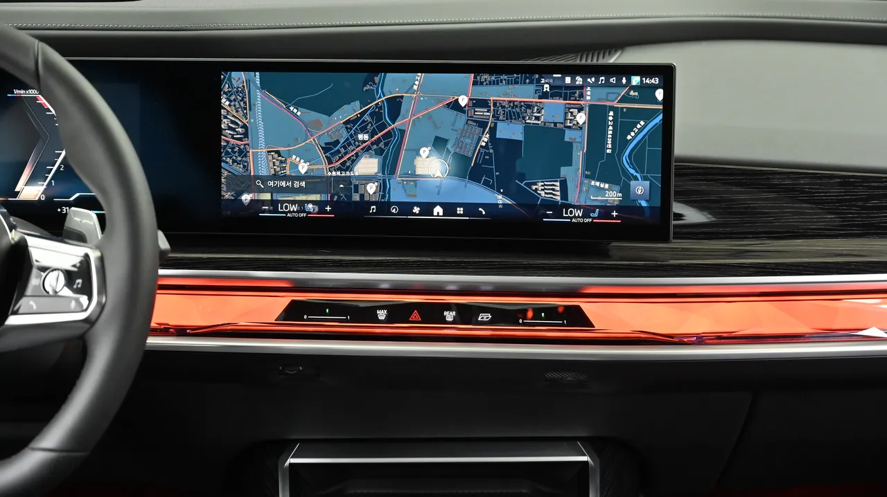 BMW 7er — miniaturë 14
