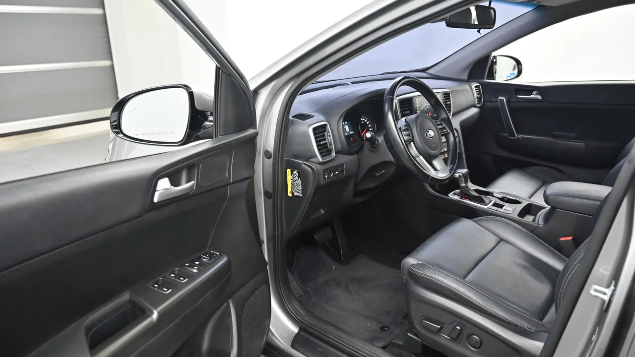 Kia Sportage — miniaturë 11