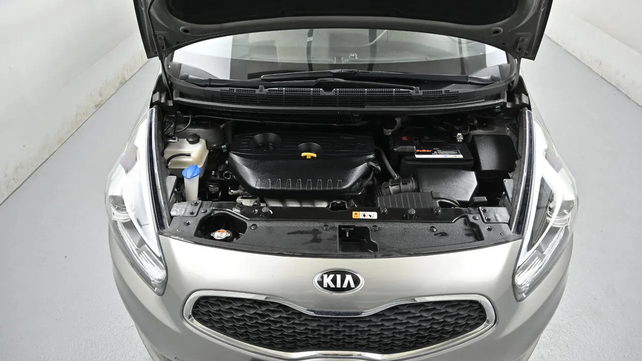 Kia Carens — miniaturë 6