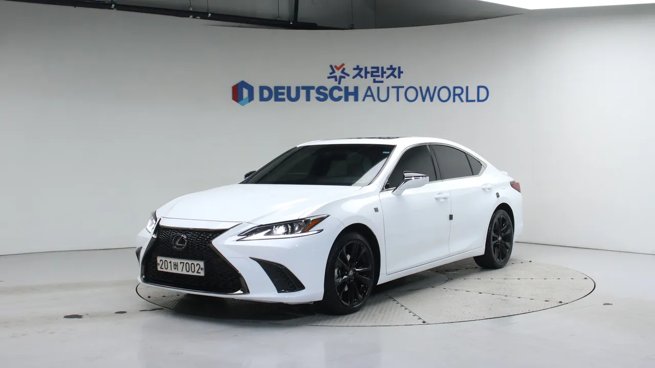 Пакет дизайну Lexus ES 7-го покоління 300h F-Sport