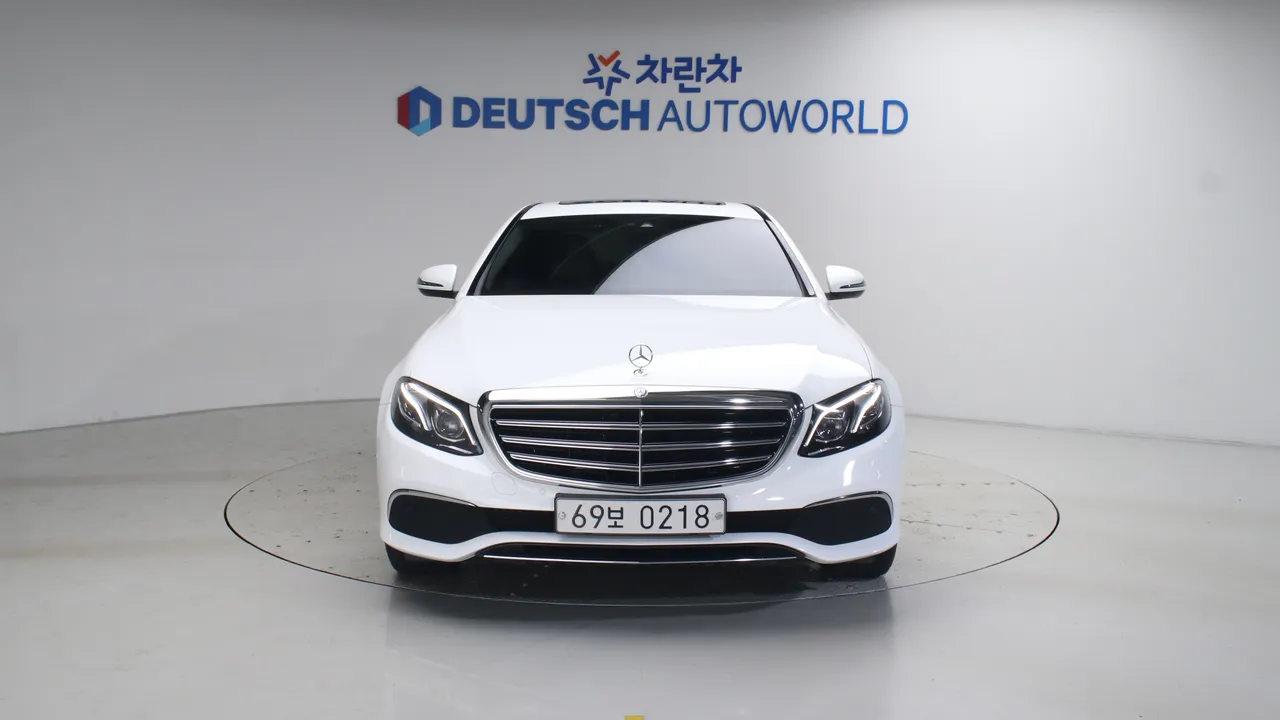 Mercedes-Benz E-klasse — miniaturë 3